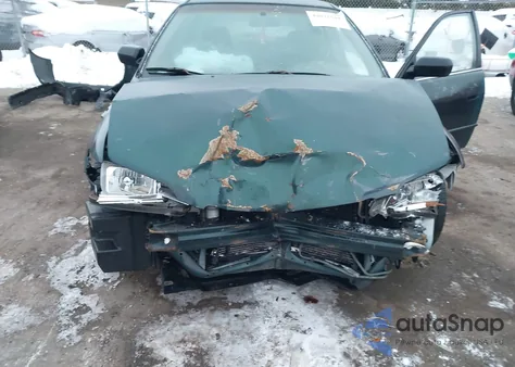 1998 Honda Accord Lx z USA, uszkodzony, nr VIN 1HGCG5641WA064603